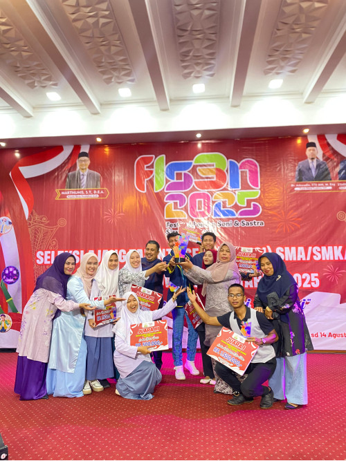 Prestasi Gemilang SMAN 7 Banda Aceh di FLS3N Provinsi: Raih 3 Medali, Najmussaqib Melaju ke Tingkat Nasional!